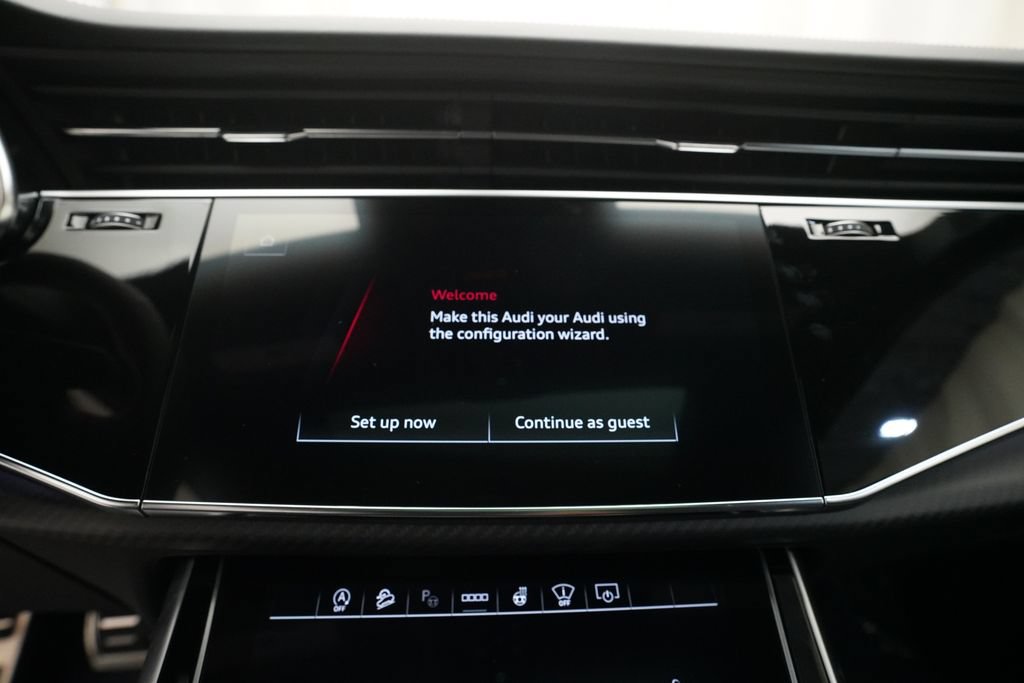 New 2027 Audi SQ8 Prestige AWD/4WD image 6