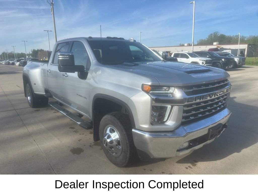 Certified 2022 Chevrolet Silverado 3500 LTZ w/ LTZ Convenience Package AWD/4WD image 6