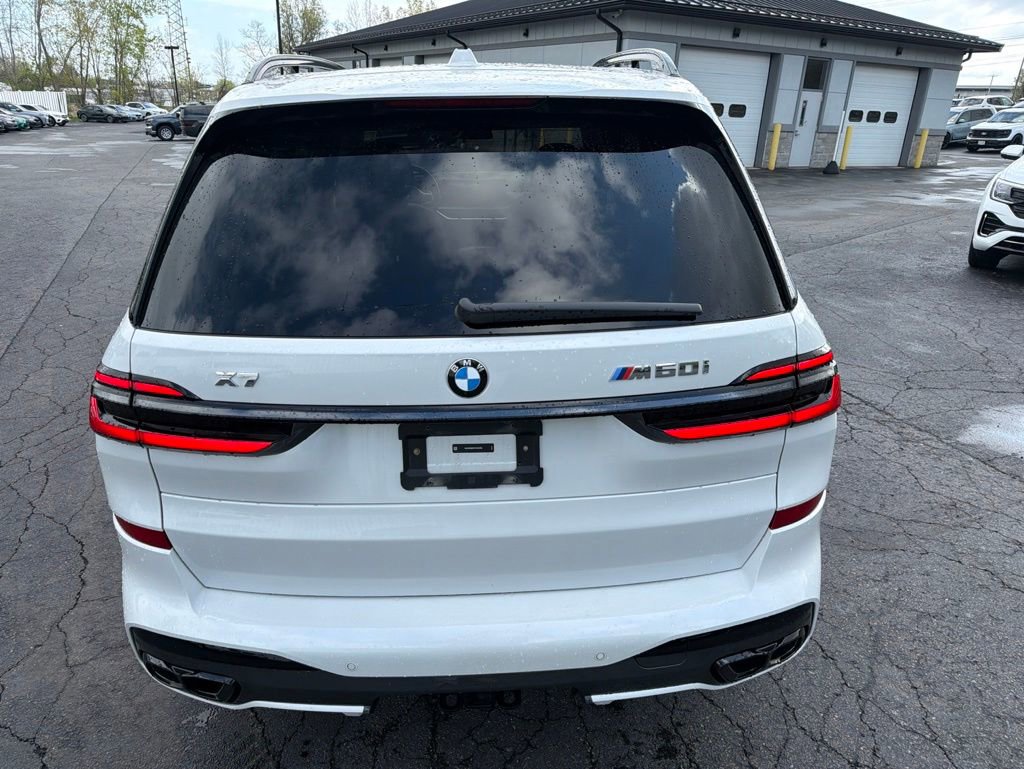 Used 2026 BMW X7 M60i AWD/4WD image 4