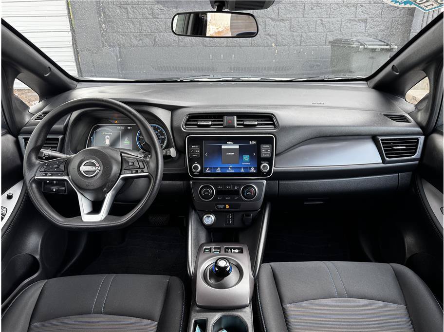 Used 2025 Nissan Leaf S FWD image 18