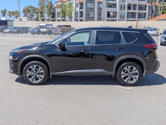 Used 2023 Nissan Rogue SV image 9