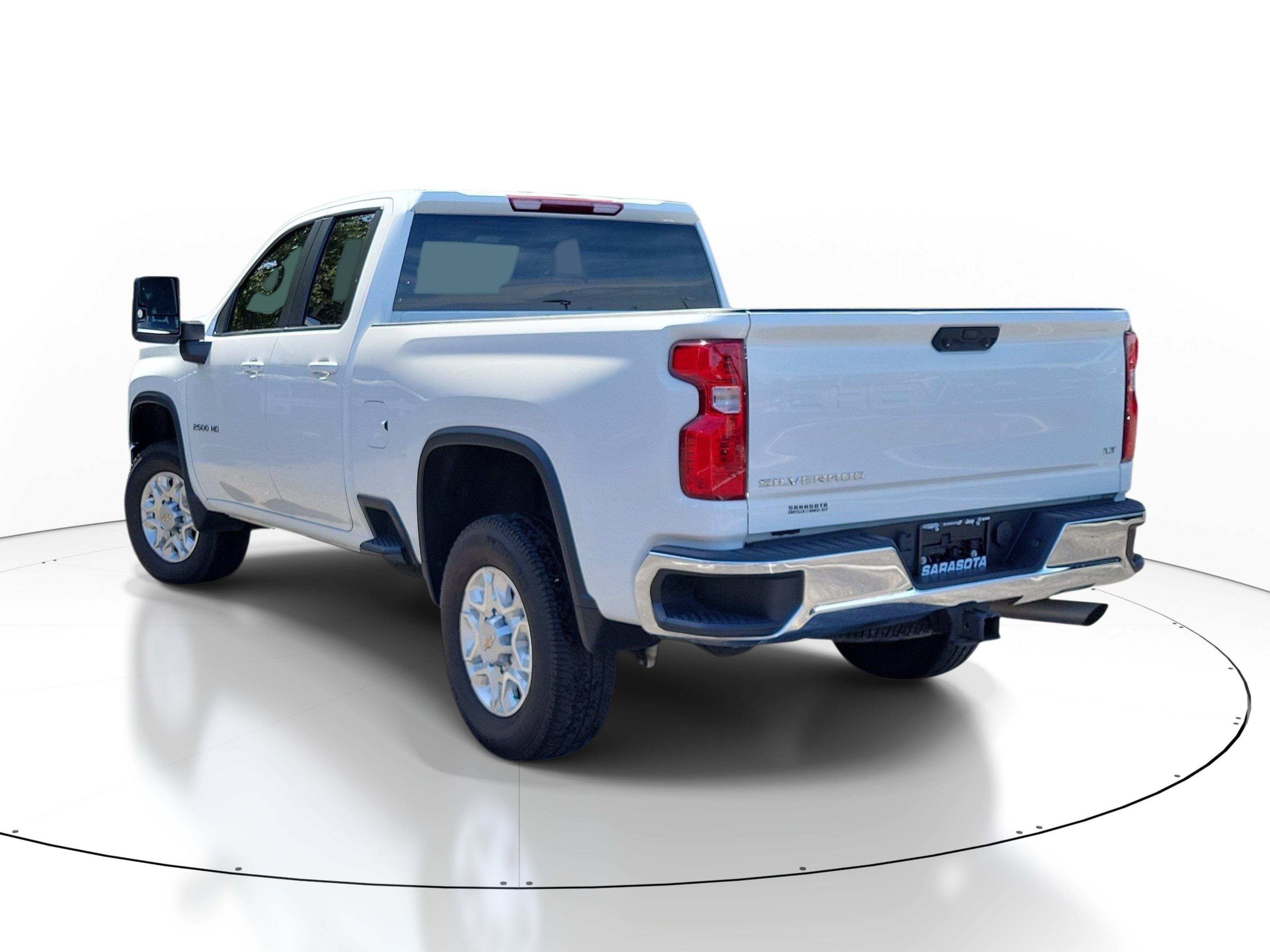 Used 2024 Chevrolet Silverado 2500 LT AWD/4WD image 4