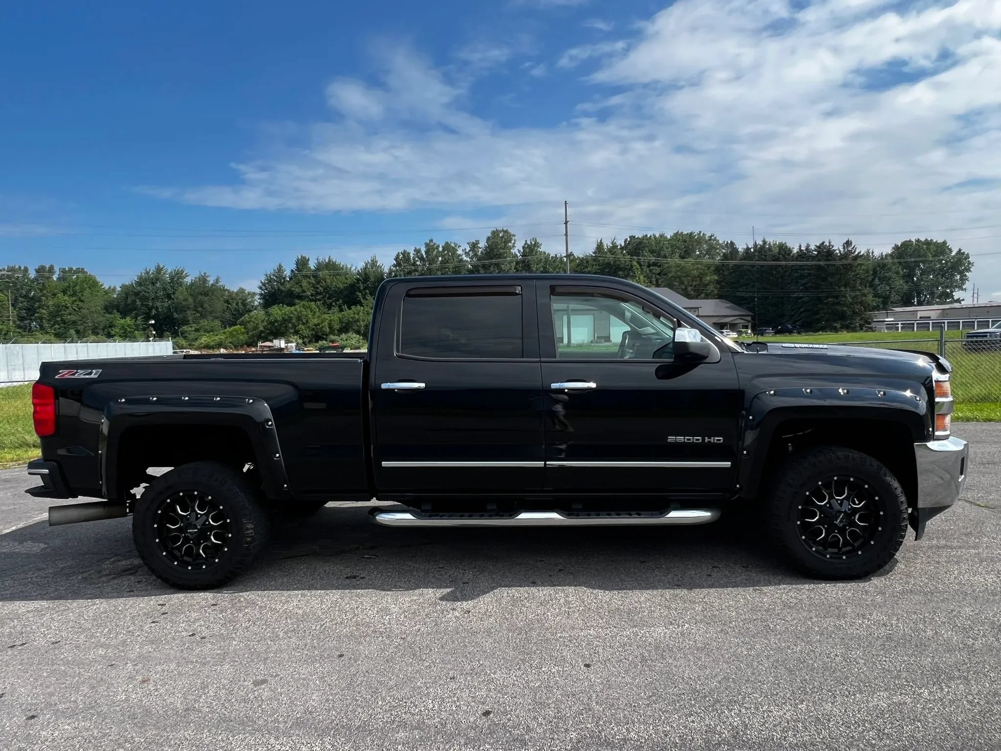 Used 2015 Chevrolet Silverado 2500 LTZ w/ Duramax Plus Package AWD/4WD image 4