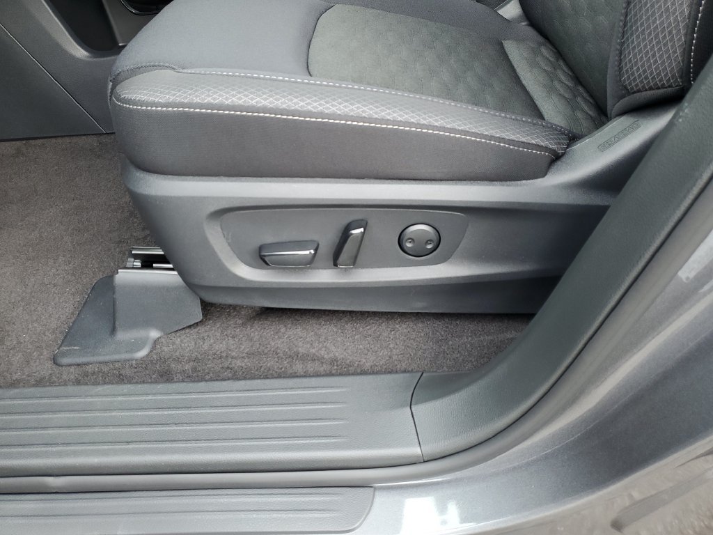 New 2026 Nissan Pathfinder SV FWD image 21