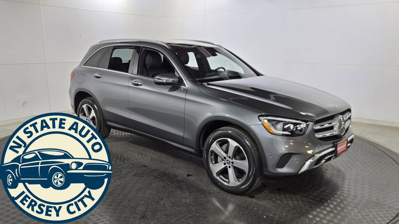 Used 2022 Mercedes-Benz GLC 300 4MATIC image 1