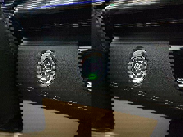 Certified 2024 Cadillac Escalade ESV Premium Luxury w/ Performance Package image 25