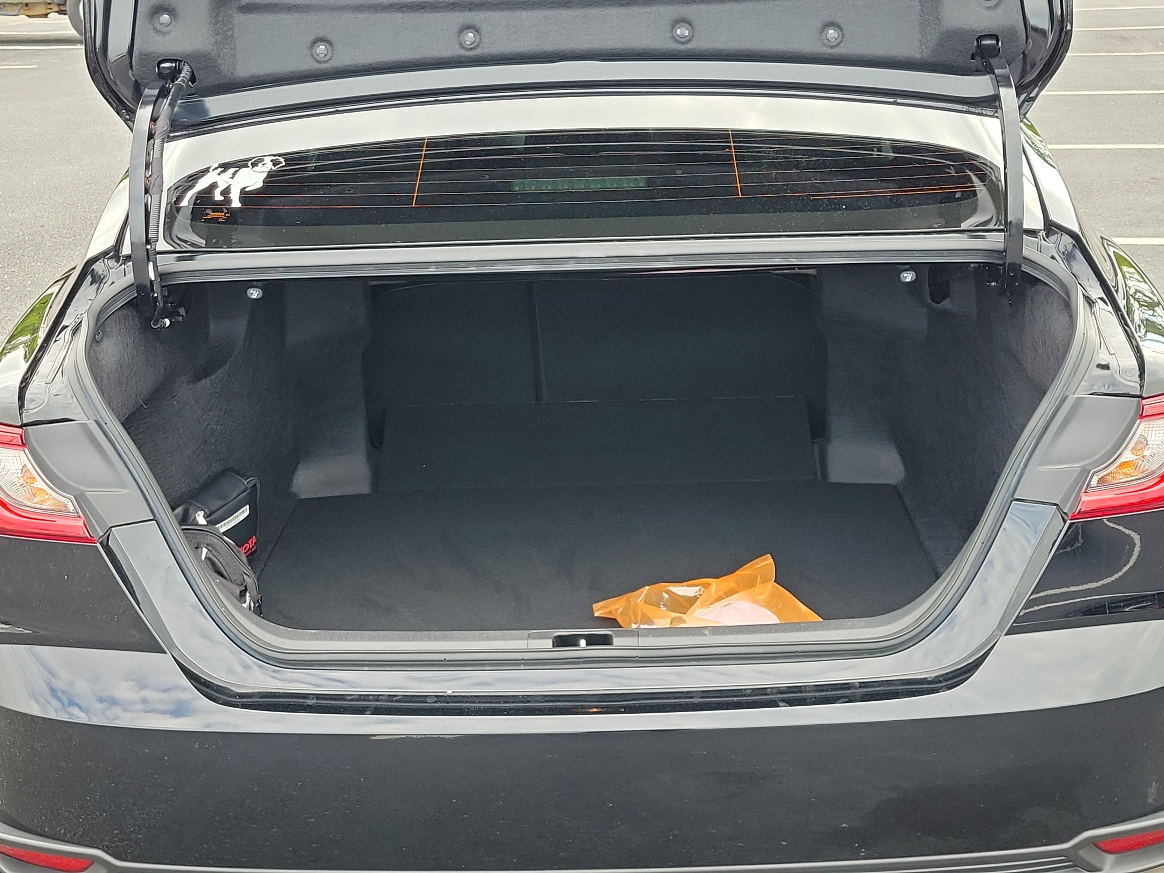 Certified 2025 Toyota Camry SE FWD image 12
