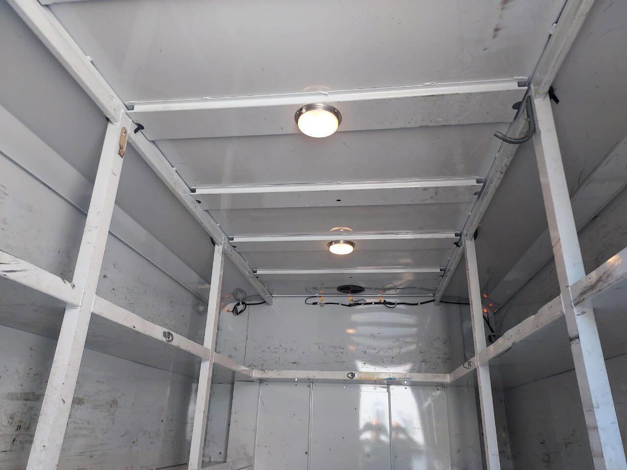 Used 2016 Ford E-350 and Econoline 350 Super Duty image 13