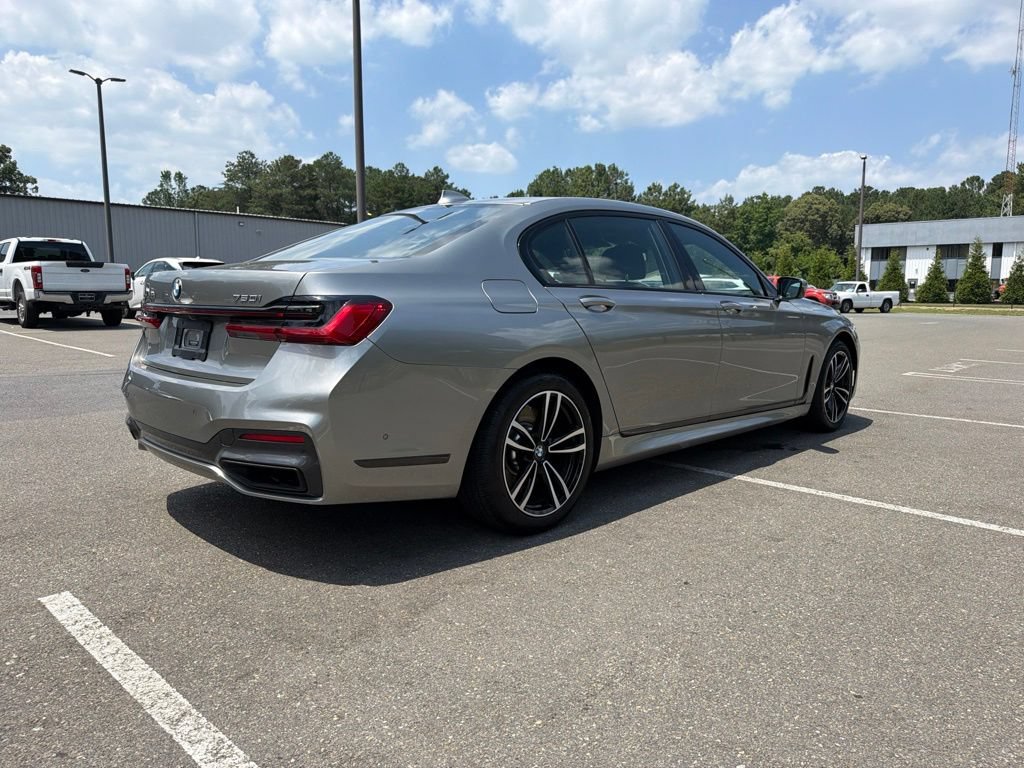 Used 2022 BMW 750Li xDrive AWD/4WD image 5