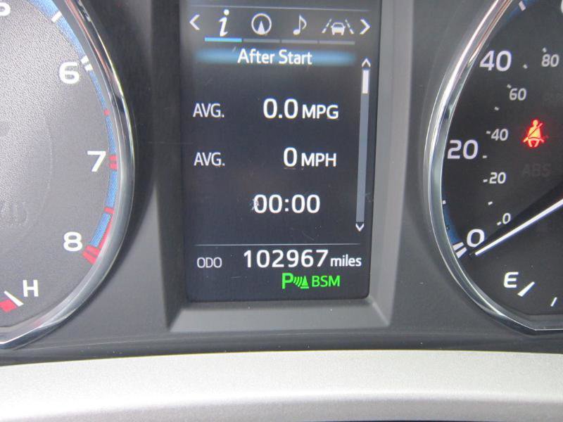 Used 2016 Toyota RAV4 Limited image 22