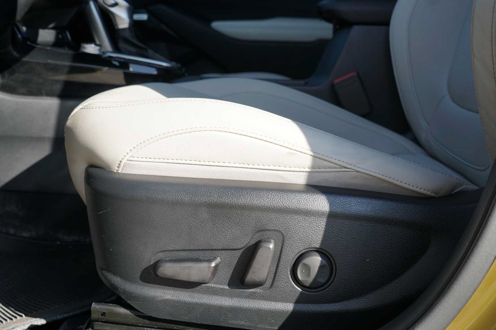 Used 2021 Kia Seltos SX w/ SX Sunroof Package AWD/4WD image 18