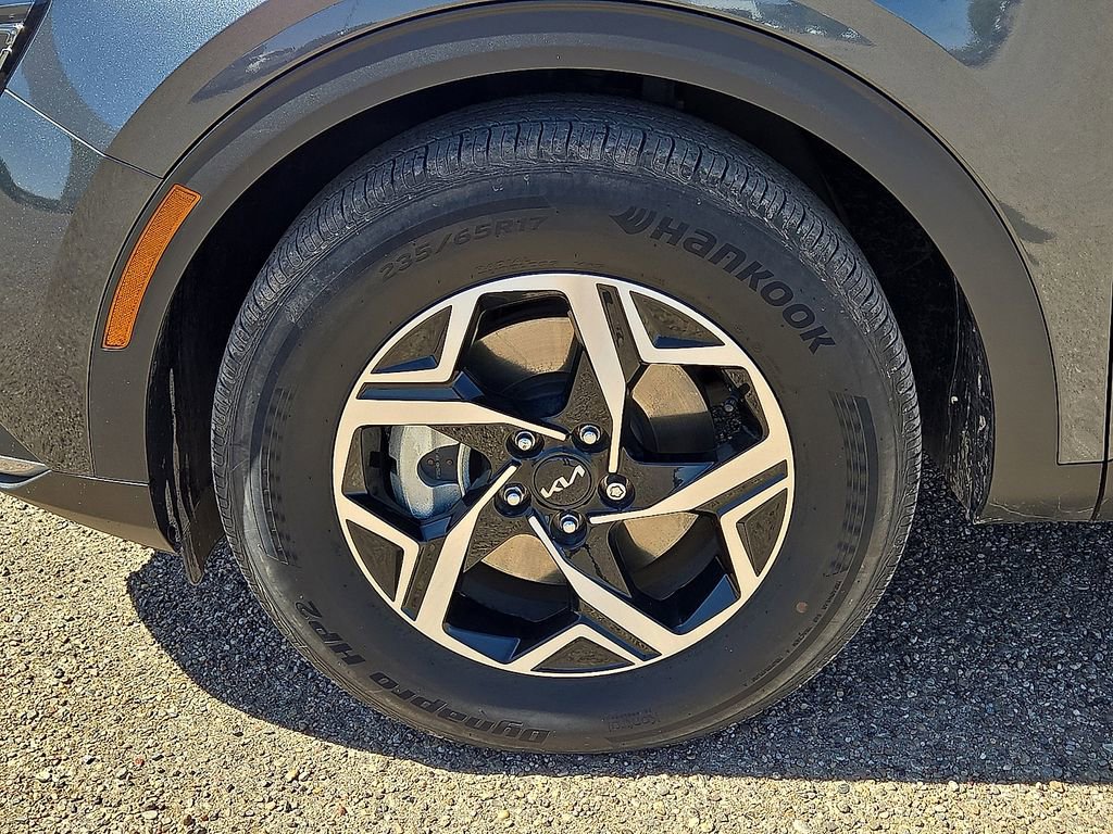 Used 2024 Kia Sportage LX image 10