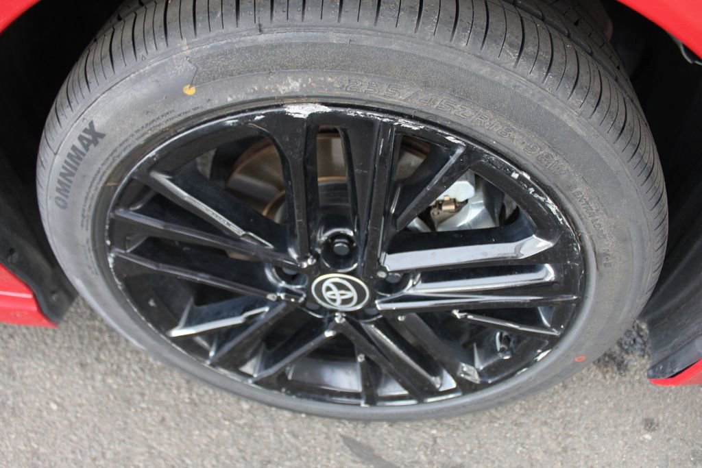 Used 2025 Toyota Camry SE FWD image 58