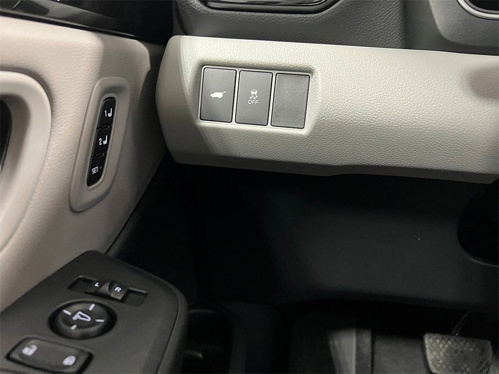 New 2025 Honda Pilot EX-L image 18
