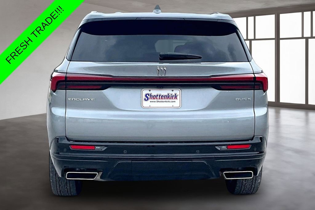 Used 2025 Buick Enclave Sport Touring FWD image 5