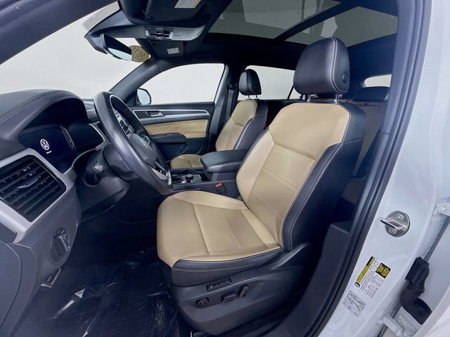 Used 2021 Volkswagen Atlas Cross Sport SEL R-Line image 21