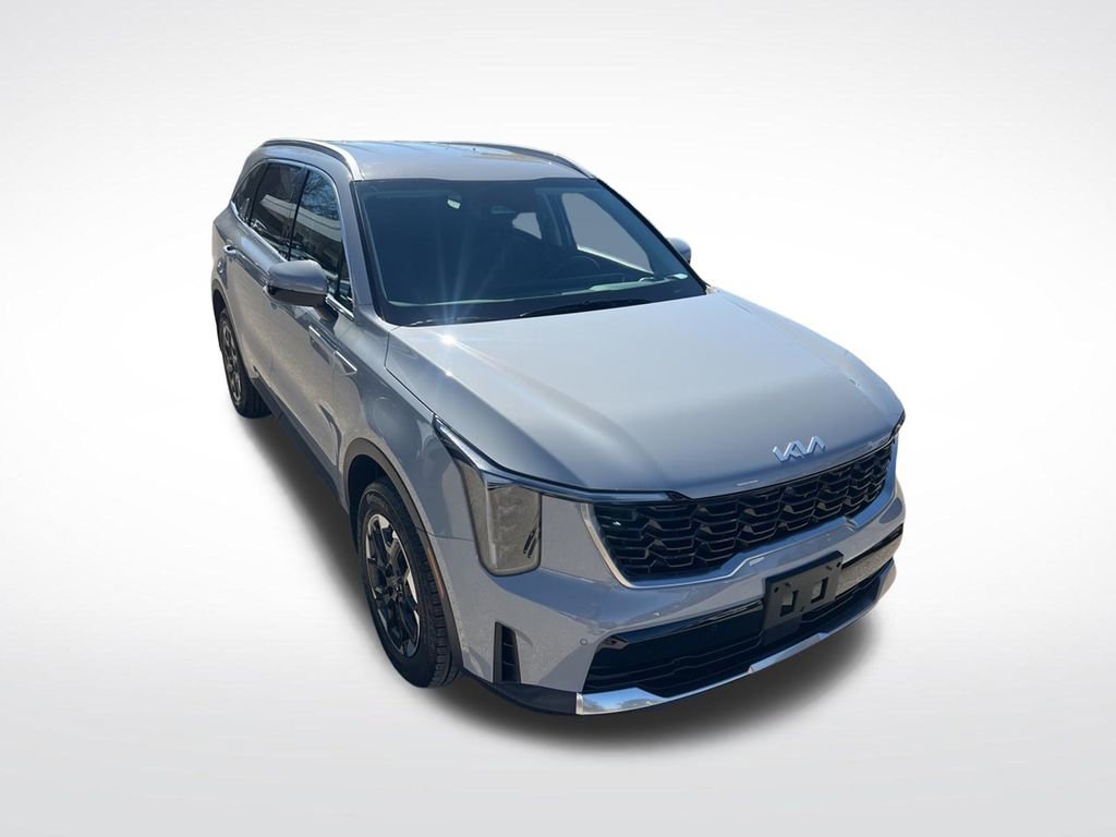 Certified 2025 Kia Sorento S AWD/4WD image 36