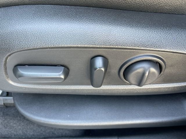Used 2020 Chevrolet Equinox Premier AWD/4WD image 12