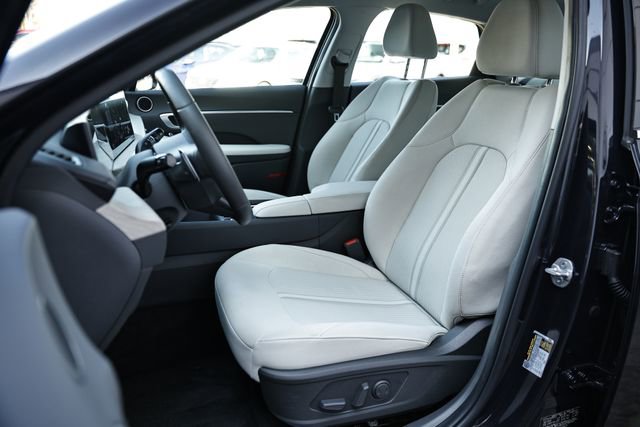 Certified 2025 Hyundai Sonata SEL image 18