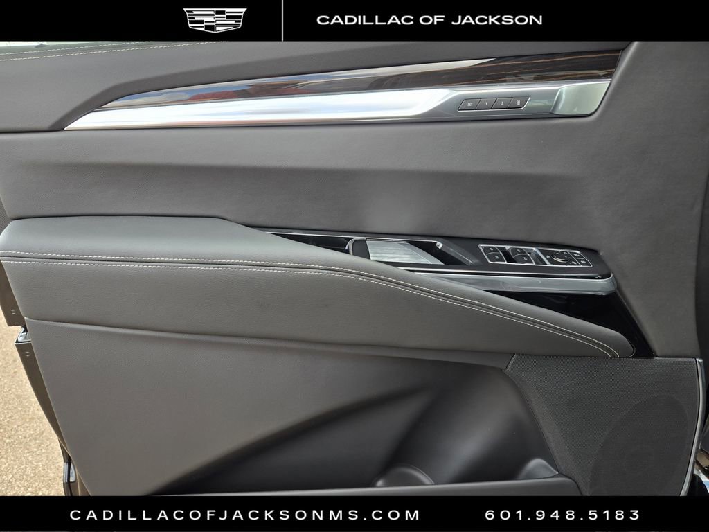 New 2026 Cadillac Escalade Luxury w/ Touring Package image 15