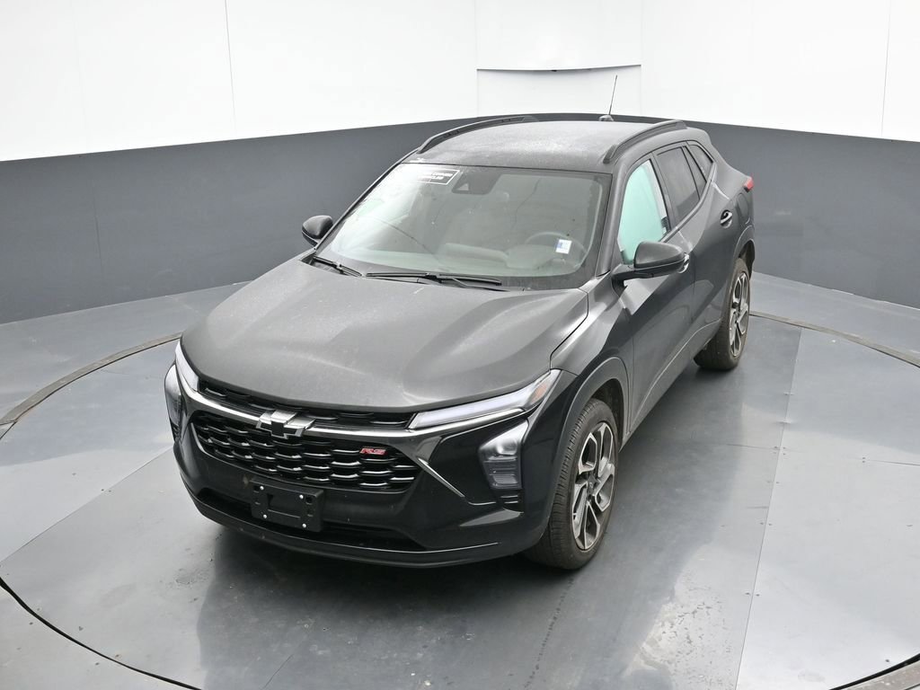 Certified 2026 Chevrolet Trax RS w/ Driver Confidence Package image 43