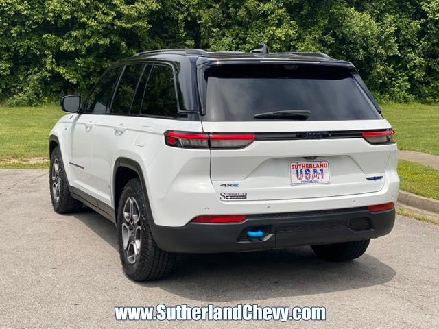 Used 2024 Jeep Grand Cherokee Trailhawk w/ Luxury Tech Group III AWD/4WD image 5