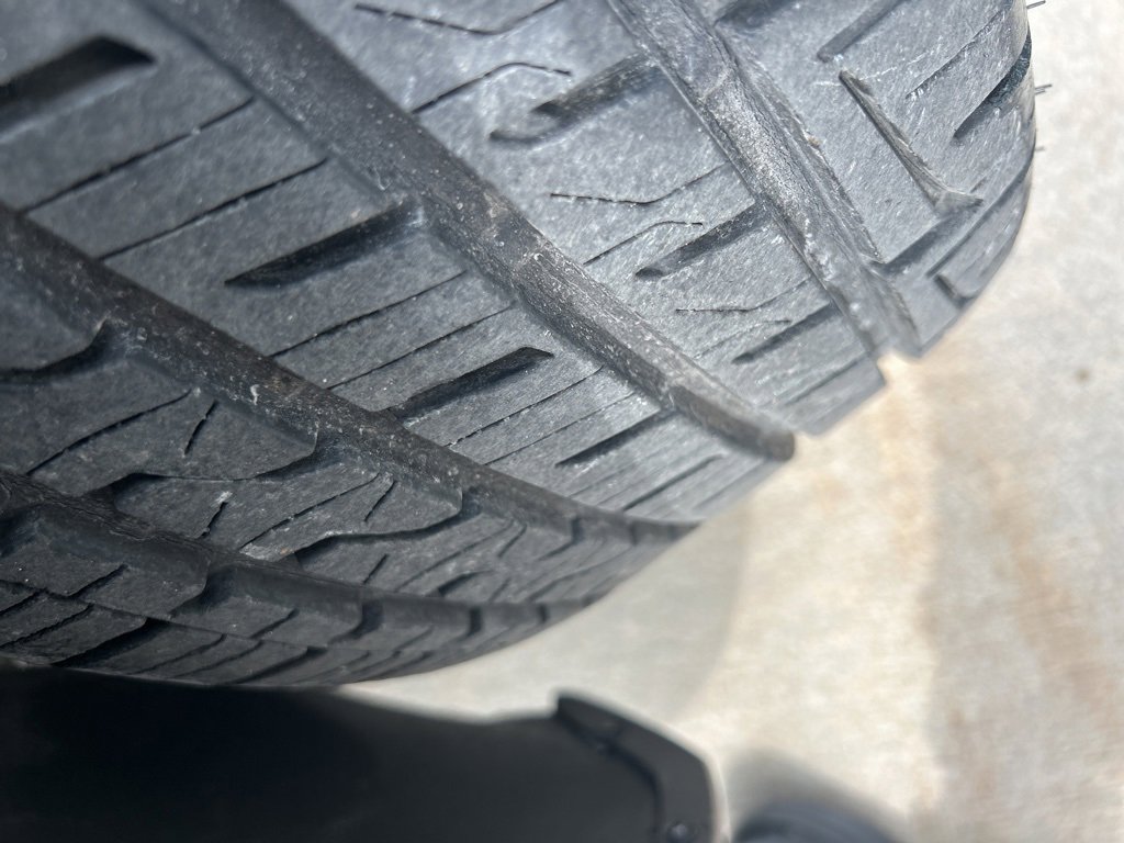 Used 2003 Ford Thunderbird Deluxe image 26