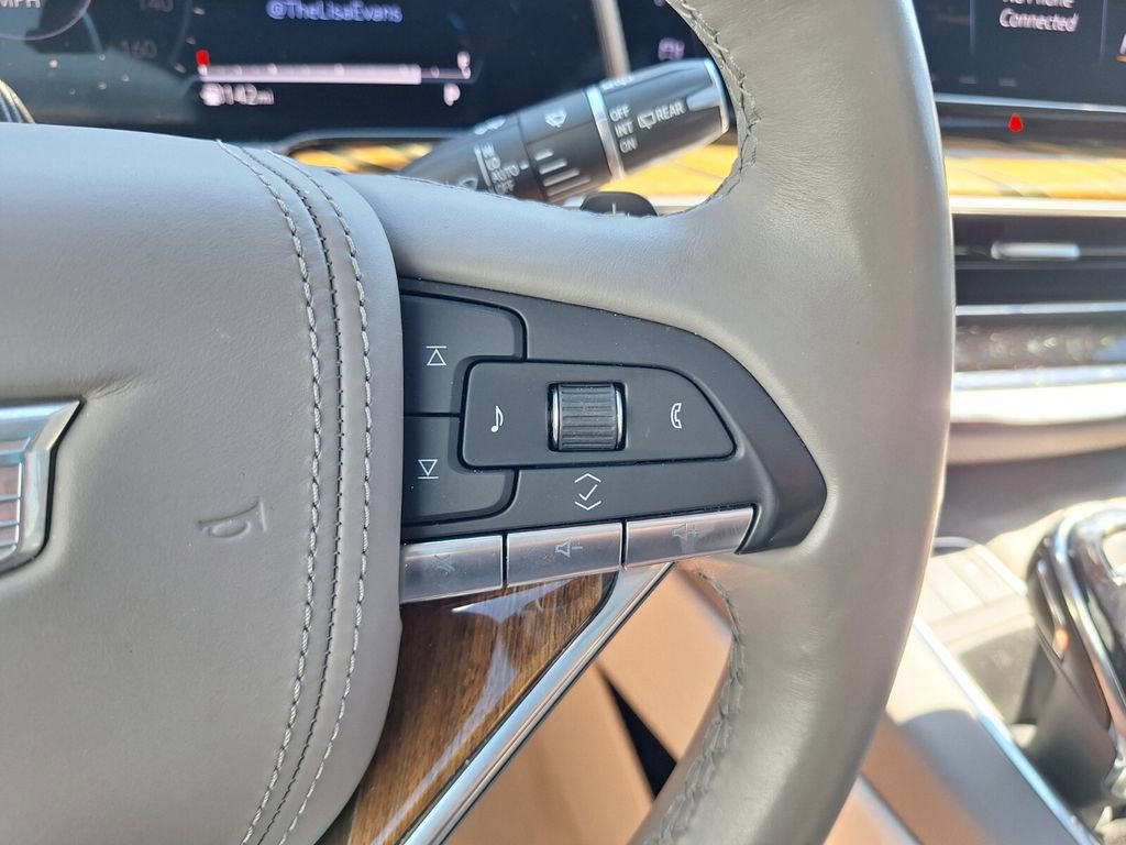 Certified 2023 Cadillac Escalade Premium Luxury Platinum w/ LPO, Radiant Package image 20
