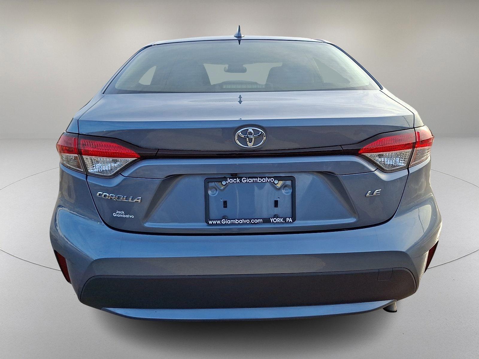 Used 2022 Toyota Corolla LE image 6