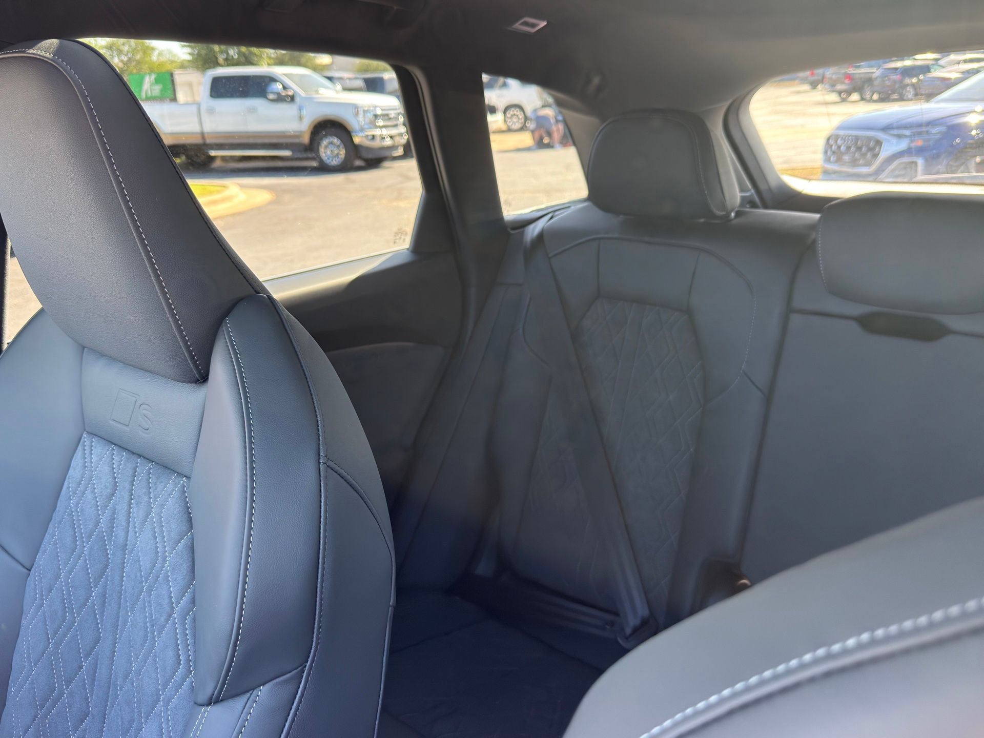 New 2026 Audi SQ5 Premium AWD/4WD image 16