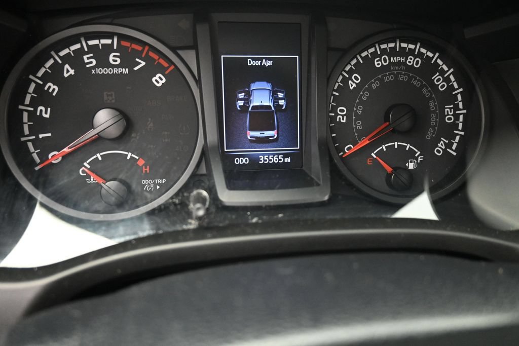 Used 2020 Toyota Tacoma SR AWD/4WD image 18
