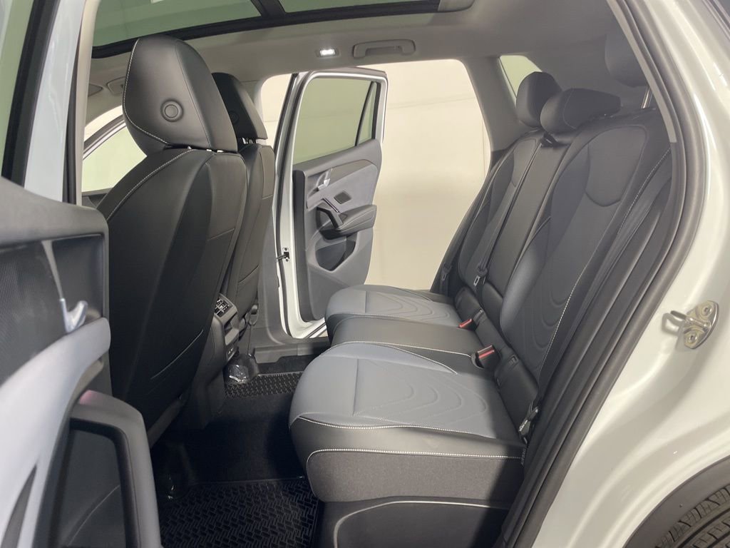 New 2026 Volkswagen Tiguan SE AWD/4WD image 19