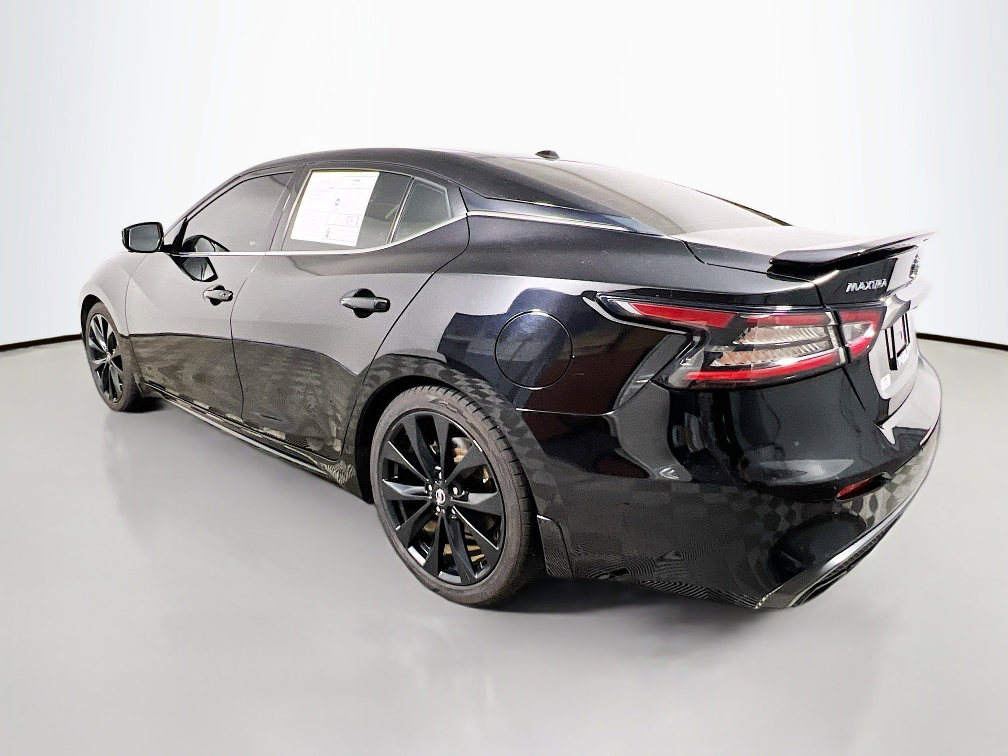 Used 2019 Nissan Maxima SR w/ Premium Package image 8