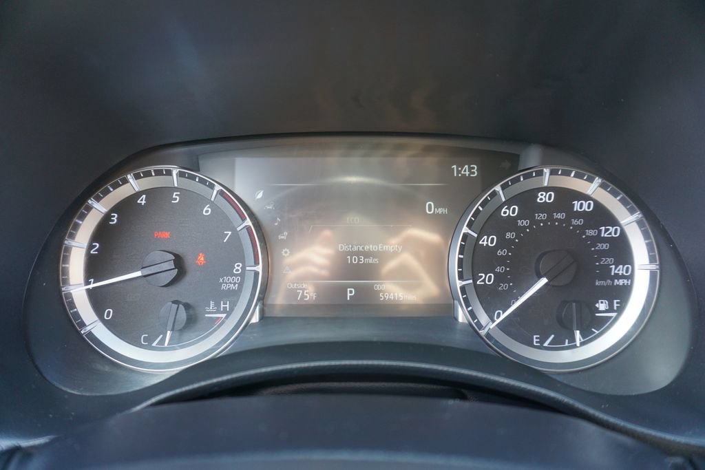 Certified 2024 Toyota Highlander LE FWD image 5
