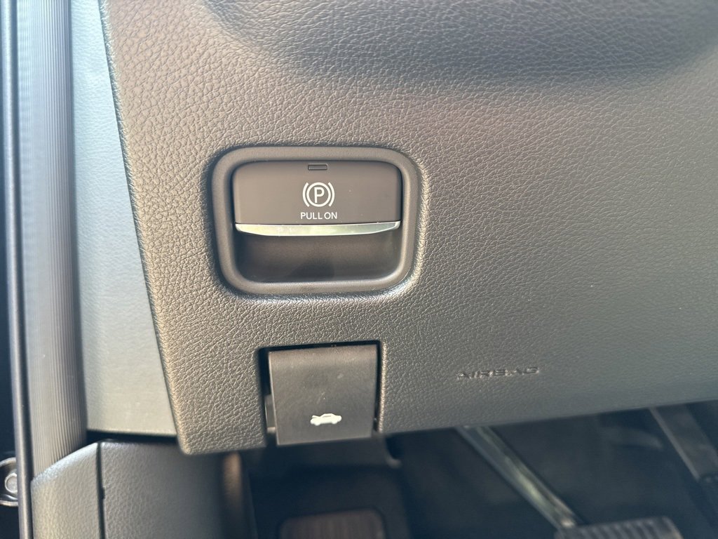 New 2025 Jeep Grand Cherokee Altitude image 22