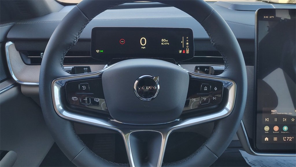 New 2025 Volvo EX90 Plus image 13