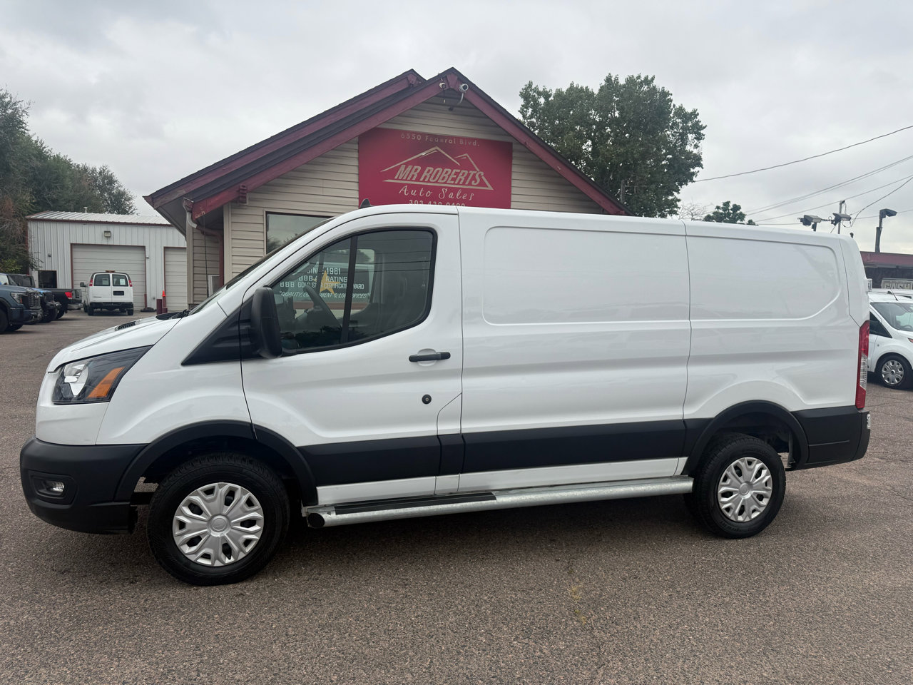 Used 2024 Ford Transit 250 Low Roof w/ Exterior Upgrade Package image 5