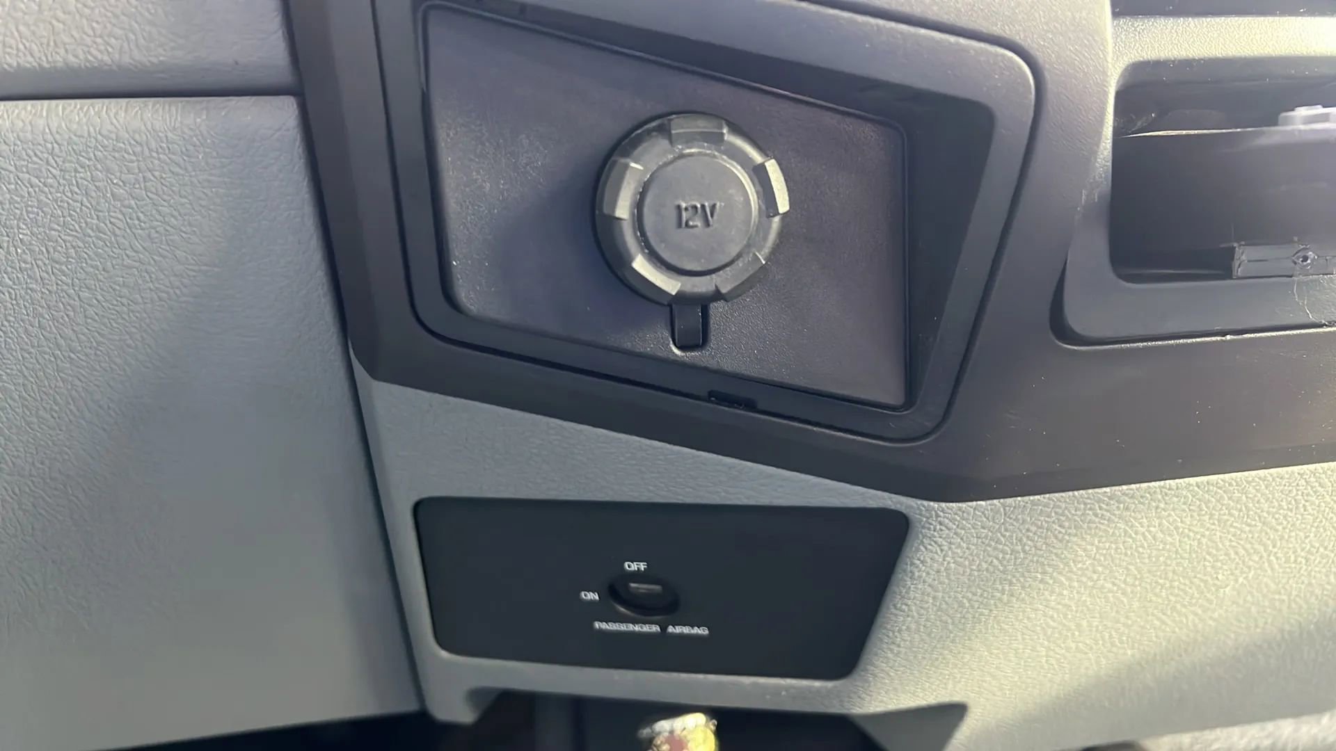 Used 2011 Ford F250 XL image 25