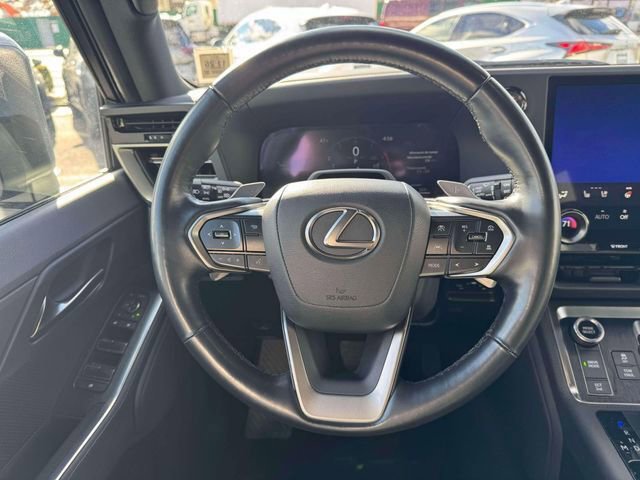Certified 2024 Lexus GX 550 w/ Cold Area Package AWD/4WD image 16