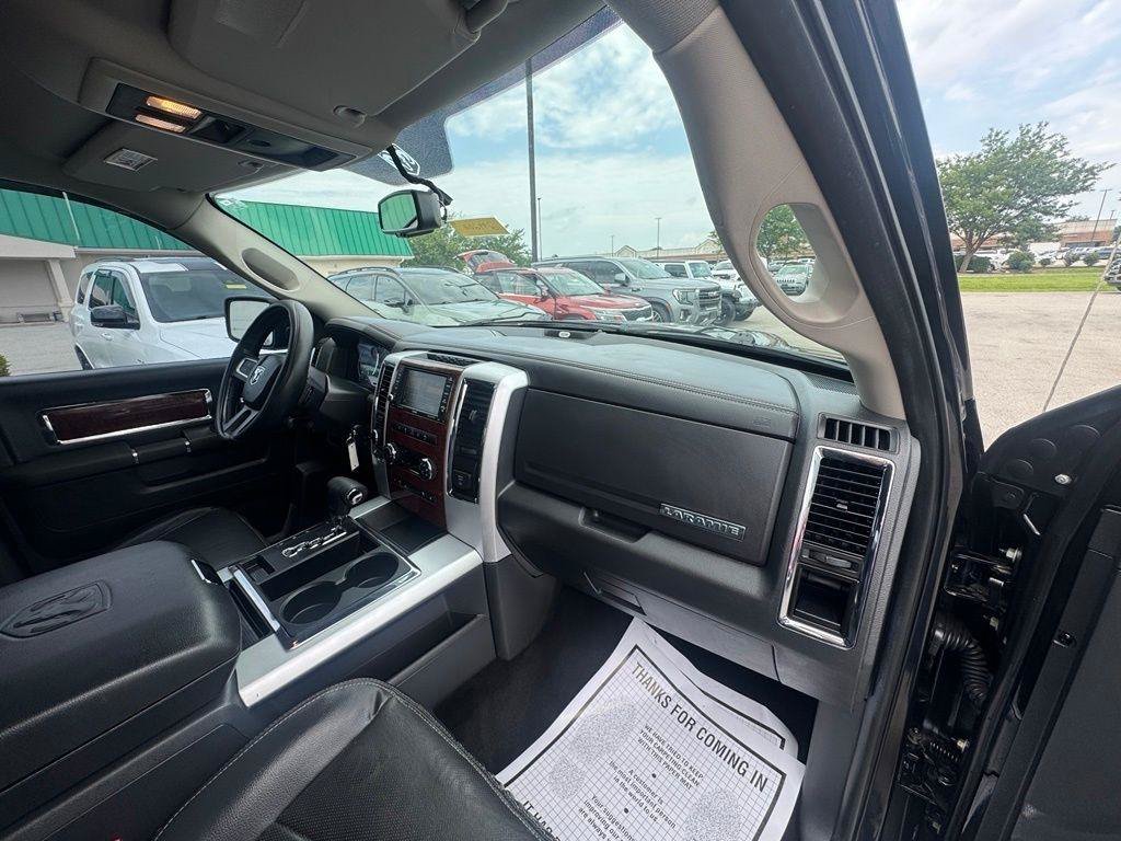 Used 2010 Dodge Ram 1500 Truck Laramie AWD/4WD image 7