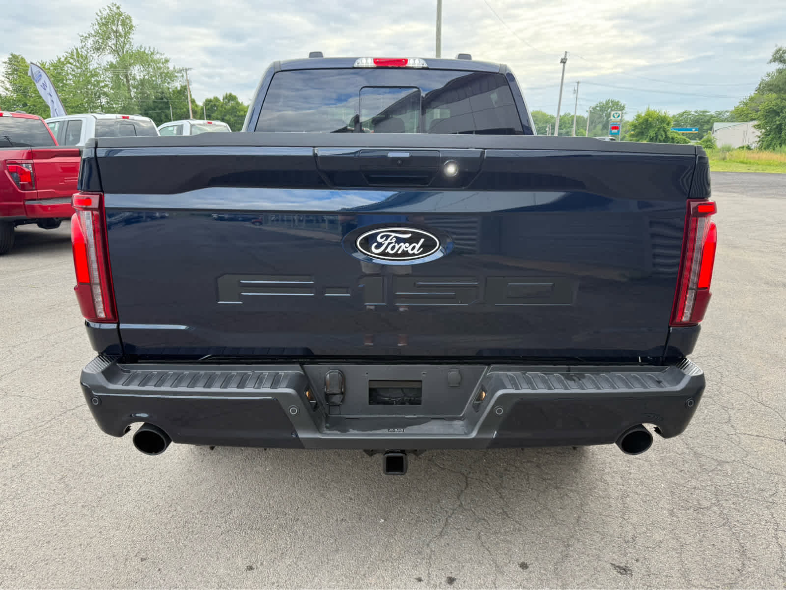 New 2025 Ford F150 Lariat w/ Equipment Group 502A High image 8