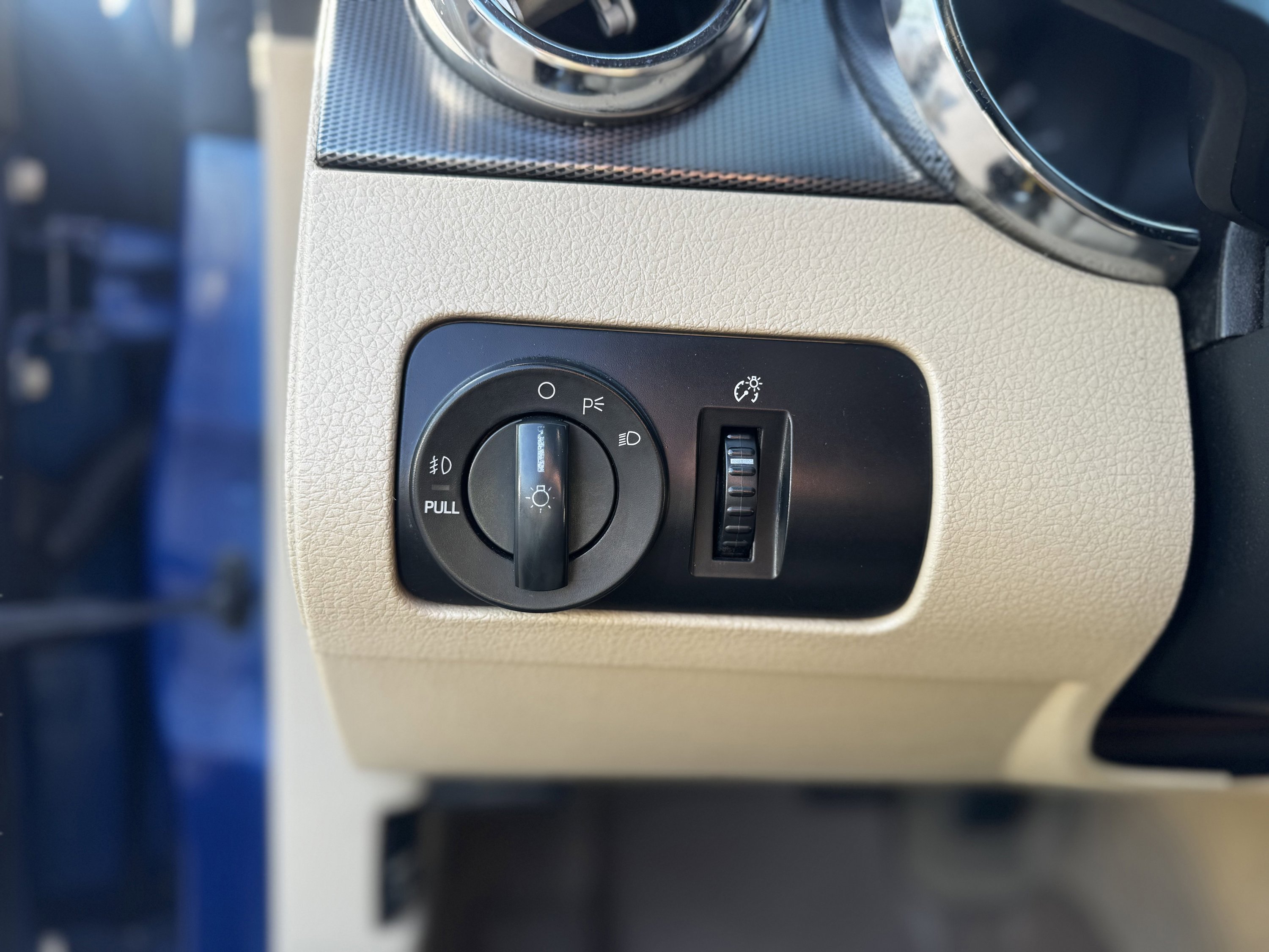 Used 2006 Ford Mustang GT Premium image 6