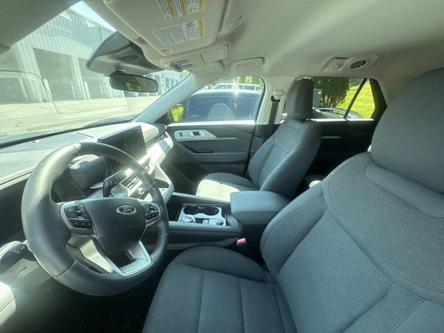 Used 2026 Ford Explorer Active AWD/4WD image 9