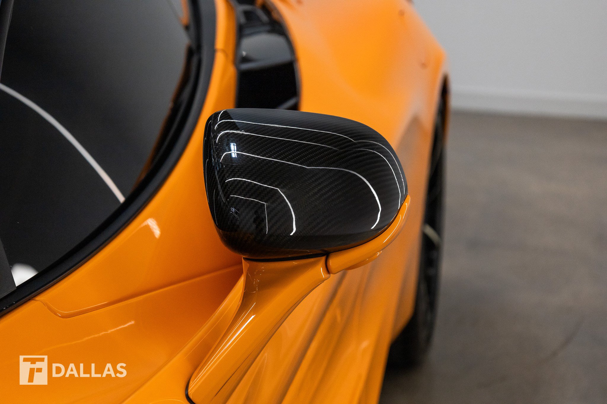 Used 2019 McLaren 720S RWD image 19
