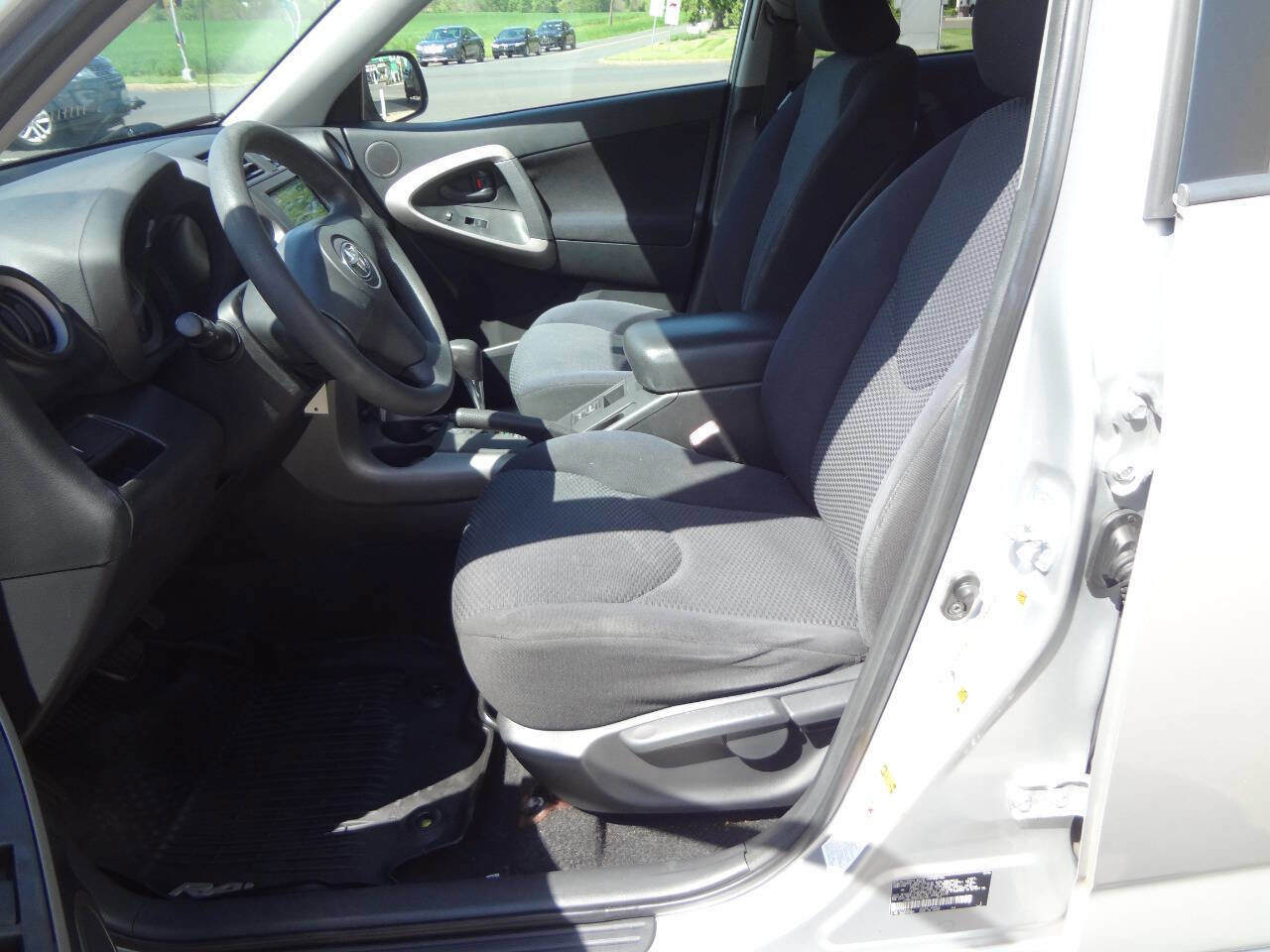 Used 2007 Toyota RAV4 Sport AWD/4WD image 8