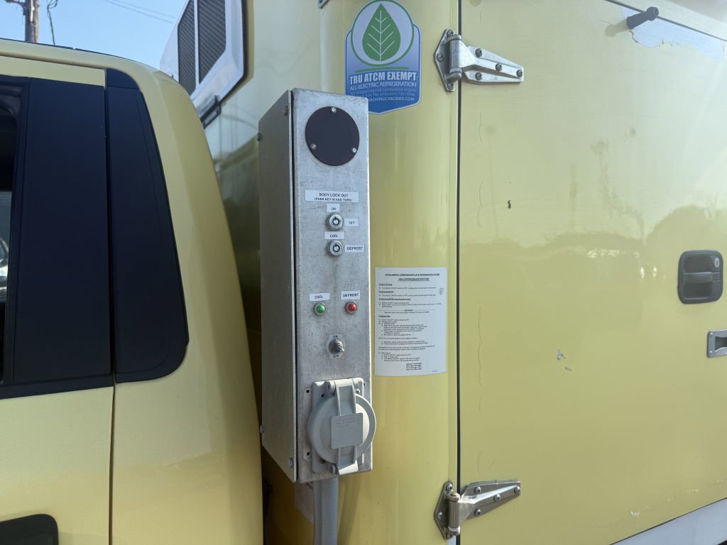 Used 2019 Ford F550 2WD Regular Cab Super Duty image 6