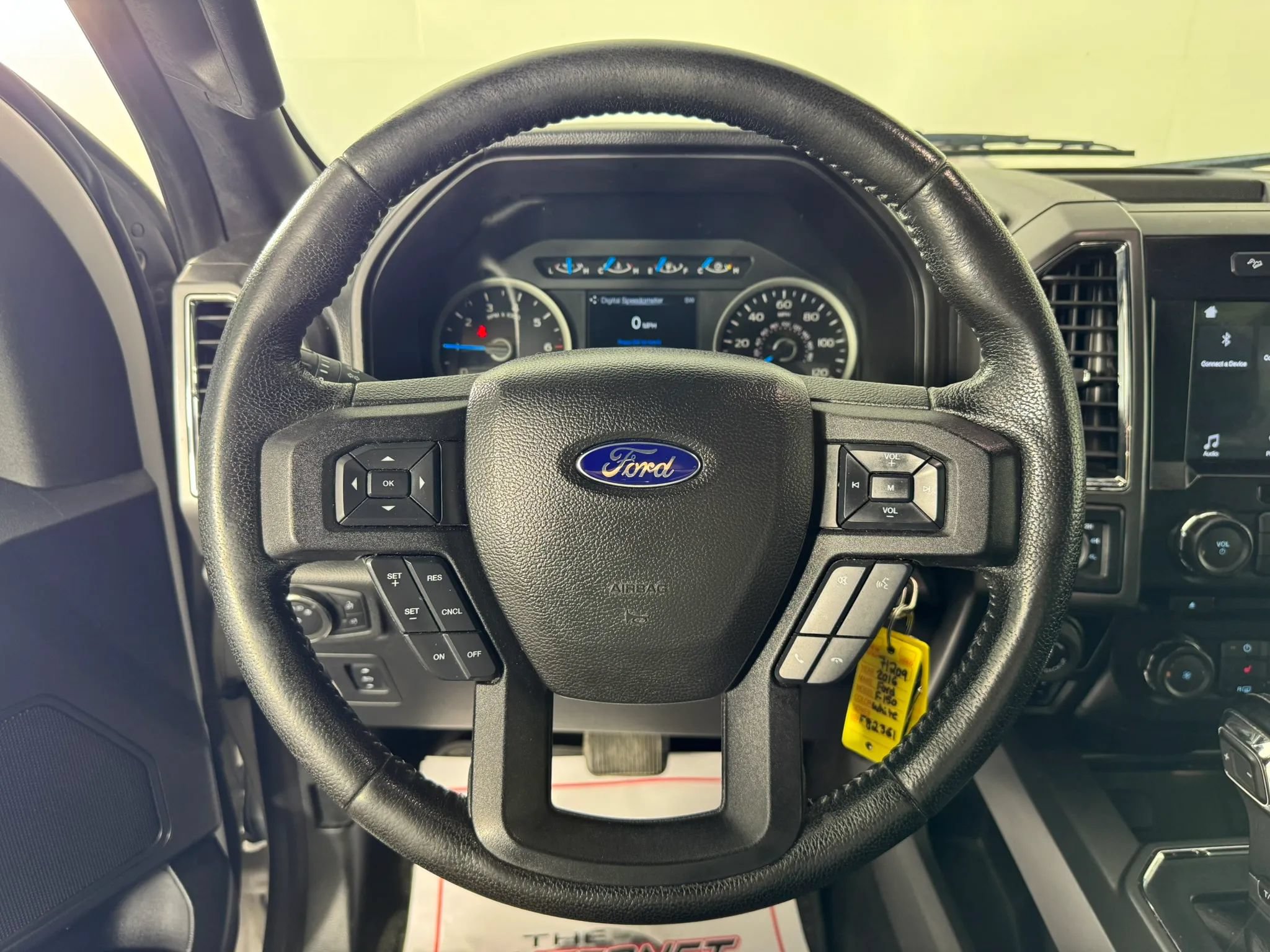 Used 2016 Ford F150 XLT w/ Equipment Group 302A Luxury AWD/4WD image 13