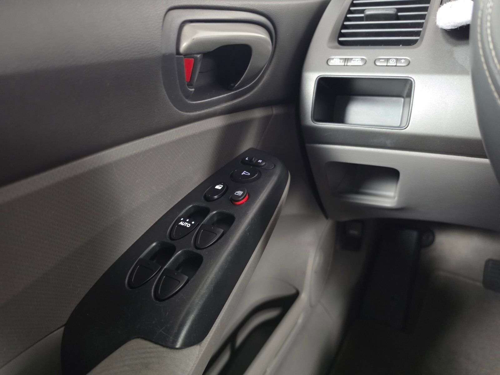 Used 2009 Honda Civic LX image 30