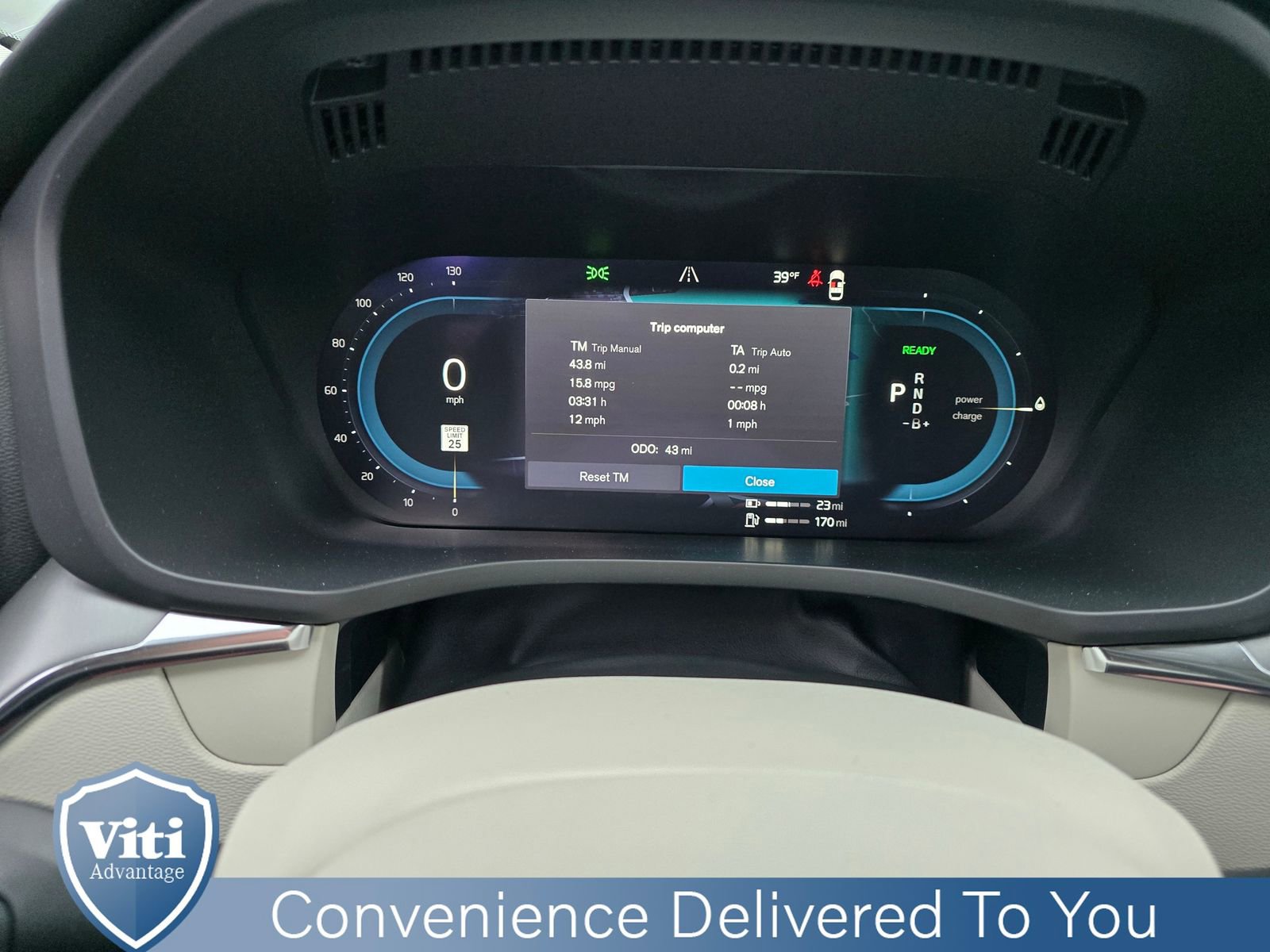 Certified 2025 Volvo XC60 T8 Plus w/ Climate Package image 14