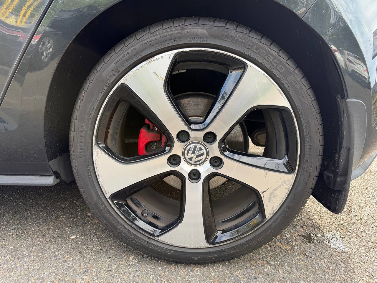 Used 2015 Volkswagen GTI S FWD image 31